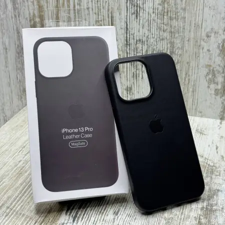 Чохол Leather Case MagSafe (Midnight) на iPhone 13 Pro 