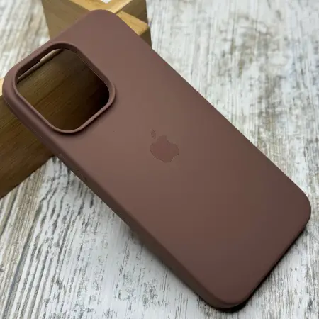 Чохол софттач Silicone Case Dark Brown на iPhone 15 Pro Max 