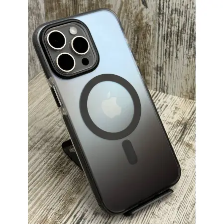Чохол Shock-Proof MagSafe на iPhone 15 Pro Max 